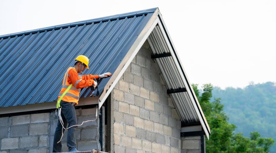 Professional residential roofers in Ashton, ID